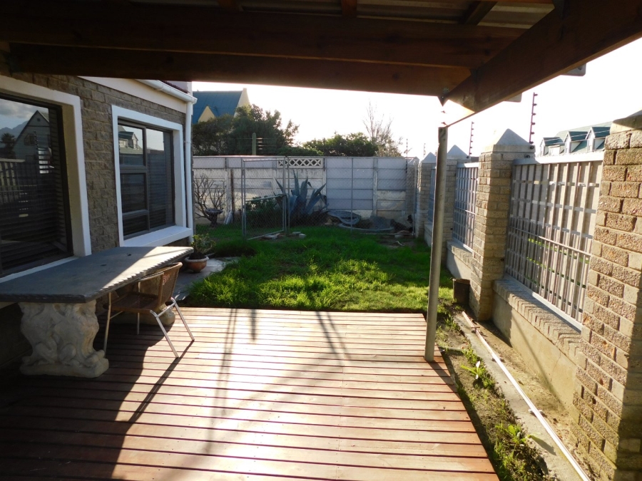 To Let 2 Bedroom Property for Rent in Anchorage Park Western Cape